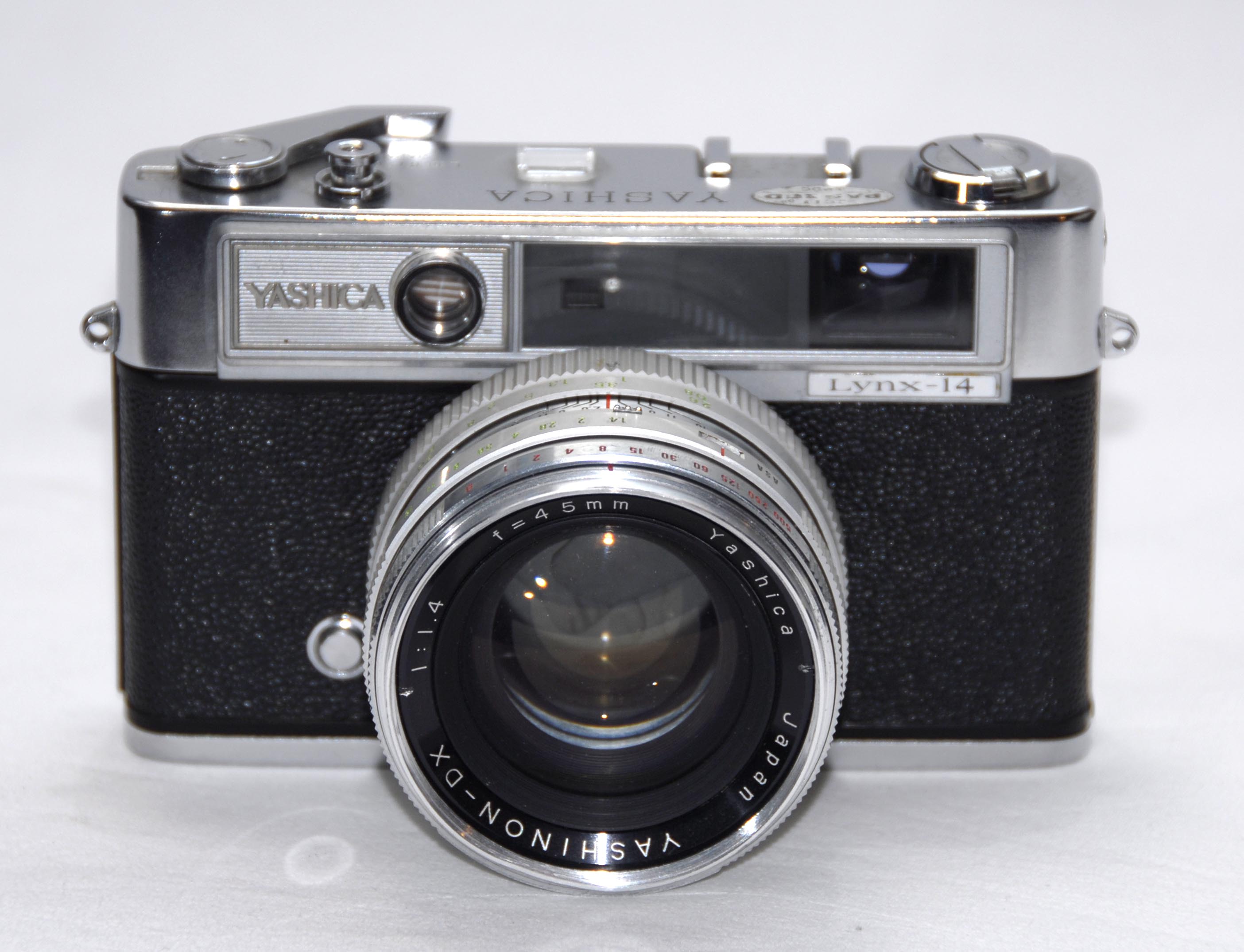 YASHICA LYNX 14